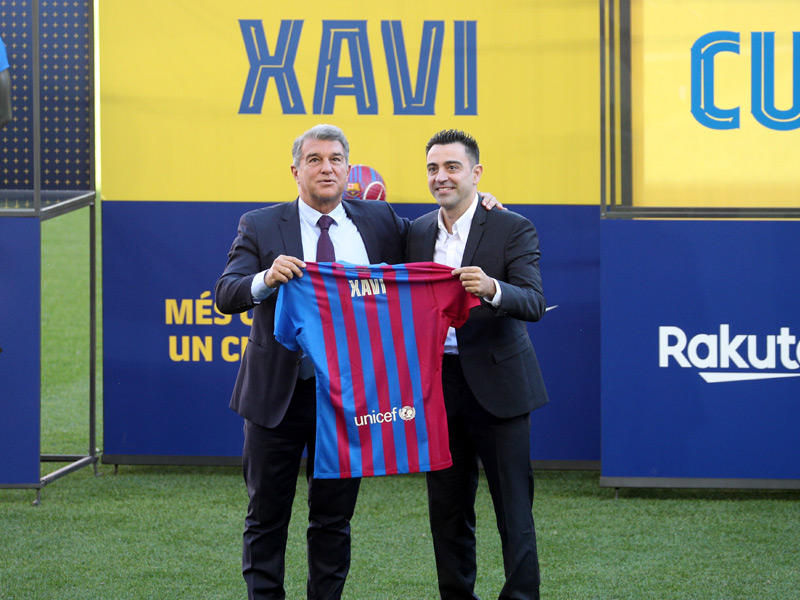 مدرب برشلونة الجديد تشافي هرنانديز