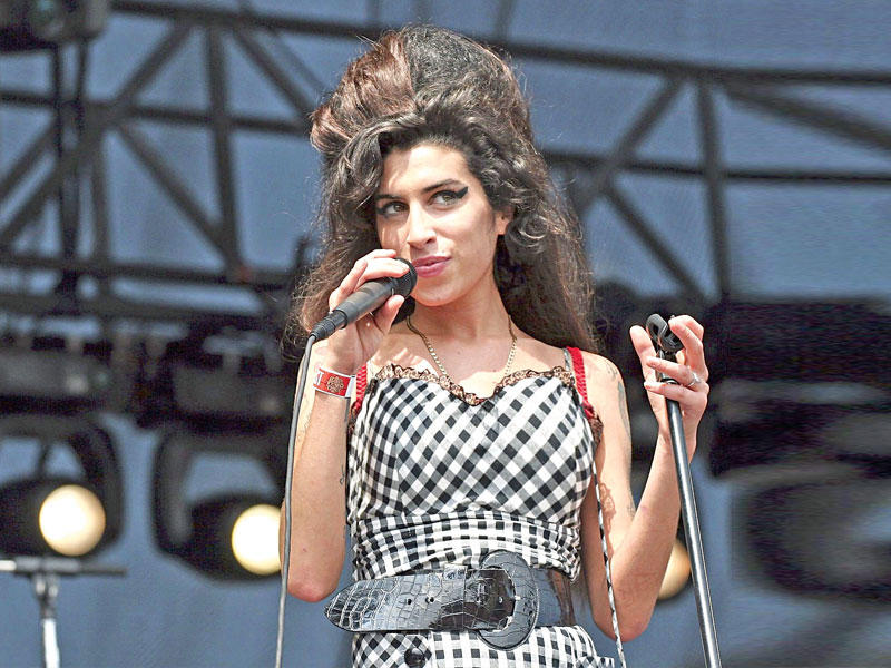 المغنية البريطانية الراحلة إيمي واينهاوس