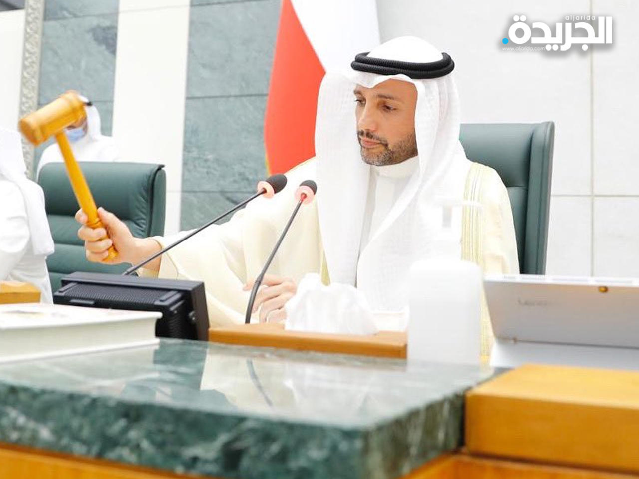 الغانم يرفع الجلسة