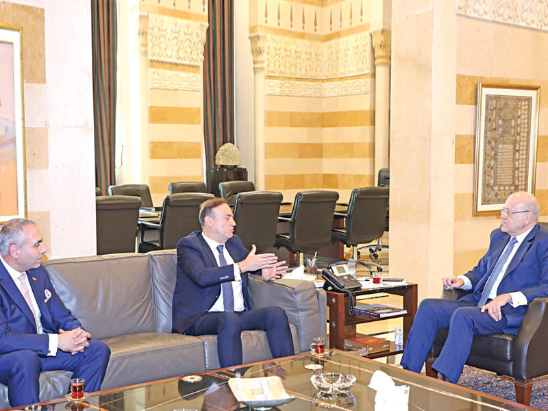 ميقاتي مستقبلا سفيري لبنان في السعودية والبحرين 