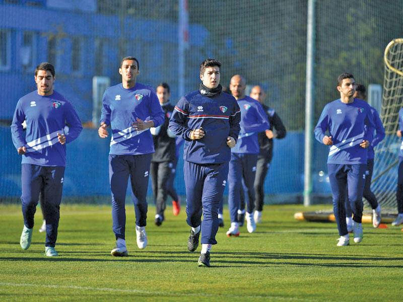 جانب من تدريب الأزرق اول أمس الأول