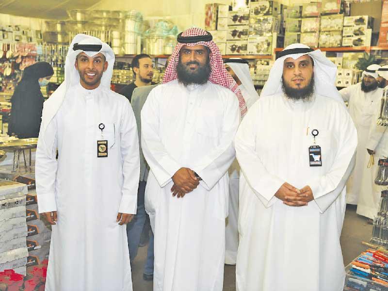 جانب من افتتاح معرض لوازم البر