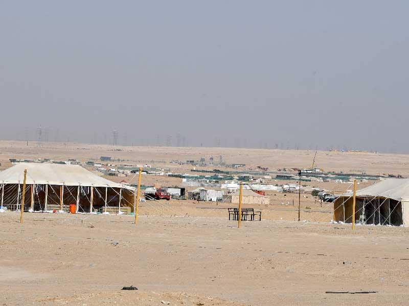 جانب من المخيمات خلال اليوم الأول لموسم التخييم أمس