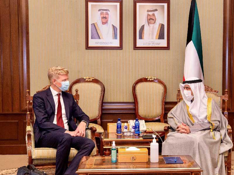  وزير الخارجية وزير الدولة لشؤون مجلس الوزراء الشيخ د. أحمد الناصر خلال مباحثاته مع المبعوث الأممي أمس