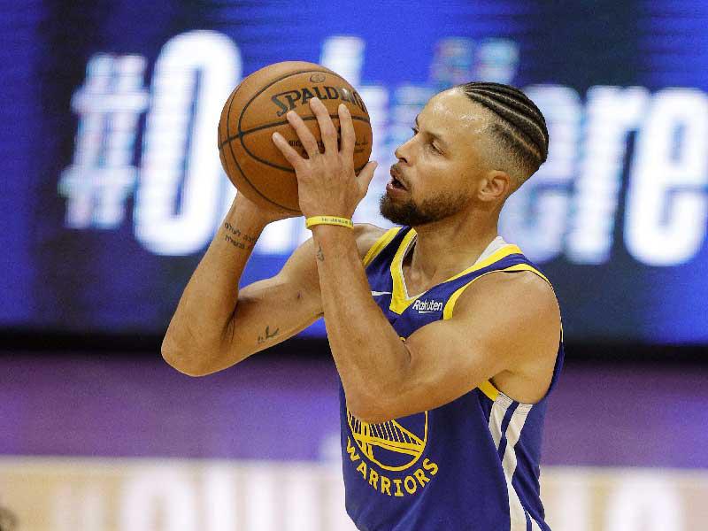 نجم غولدن ستايت ووريرز ستيفن كوري