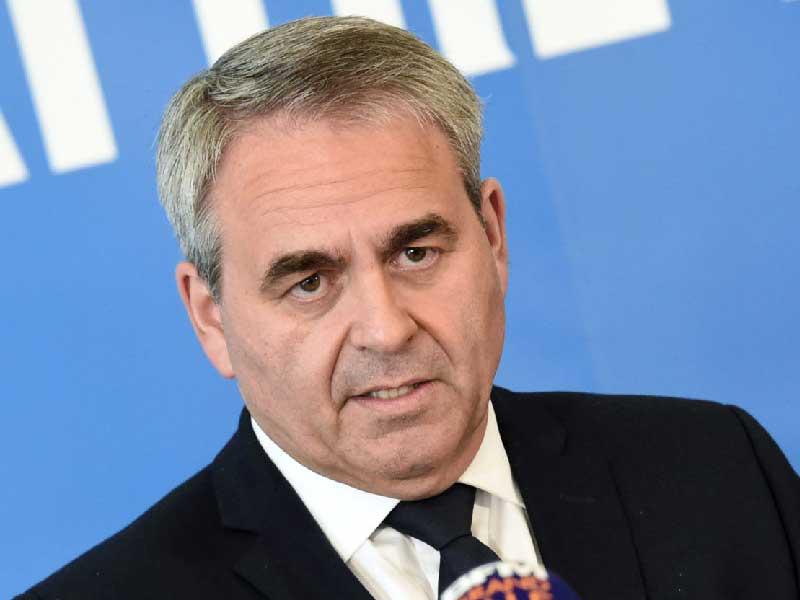 المرشح المستقل للانتخابات الرئاسية في فرنسا كزافييه برتراند 