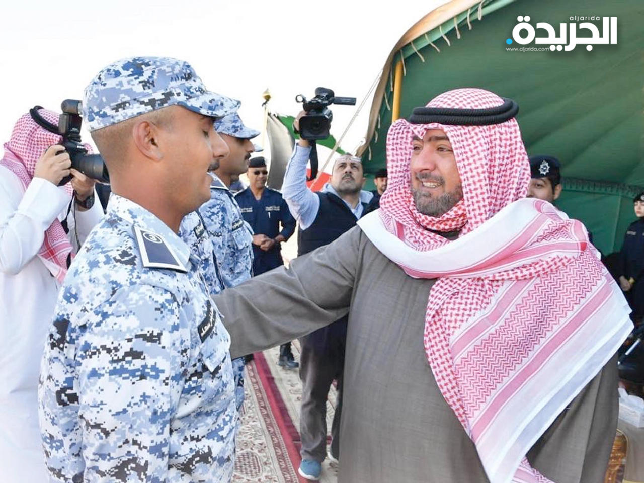 العلي يشهد طابور المسير للطلبة الضباط