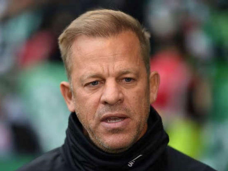 ماركوس أنفانج مدرب نادي فيردر بريمن الألماني لكرة القدم 