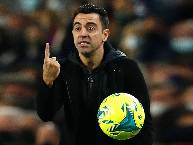 مدرب برشلونة تشافي هرنانديز