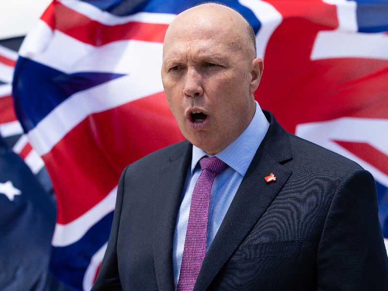 وزير الدفاع البريطاني، بيتر داتون