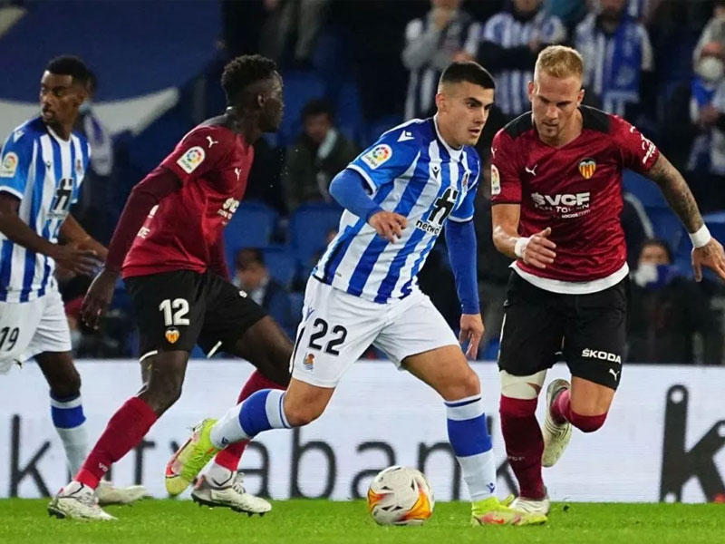 من مباراة سوسييداد مع فالنسيا