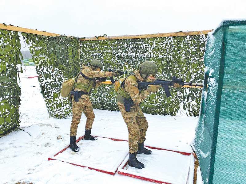 تدريب للرماية التكتيكية للقوات البرية الروسية أمسt (وزارة الدفاع)