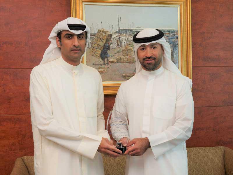 بطل العالم يوسف العبدالرزاق مع عبداللطيف النصف