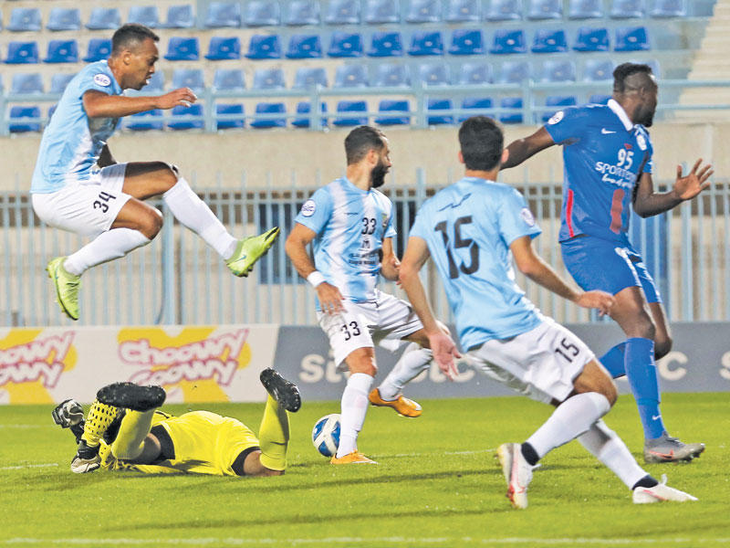 جانب من مباراة السالمية والشباب أمس (تصوير جورج رجي)