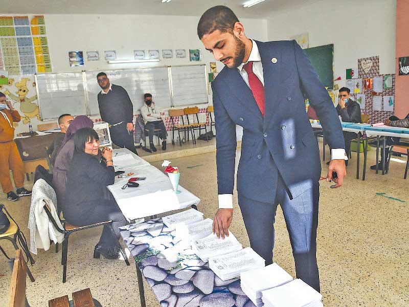 الجزائر: جبهة التحرير تفقد أغلبية البلديات n