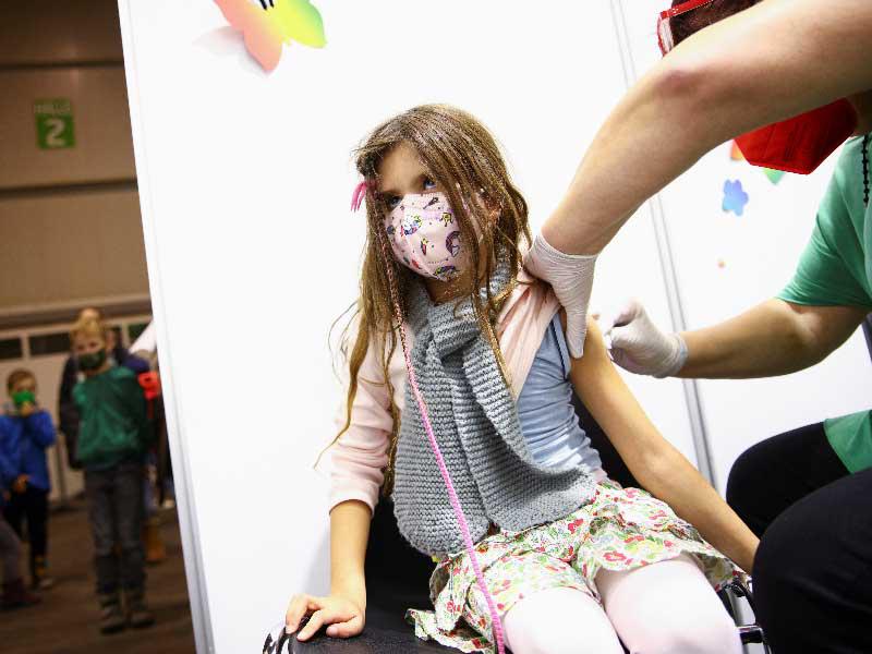 جانب من تطعبم الاطفال في استراليا