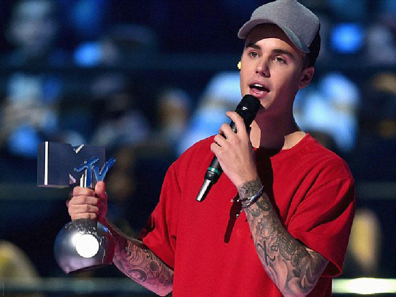 المغني جاستن بيبر