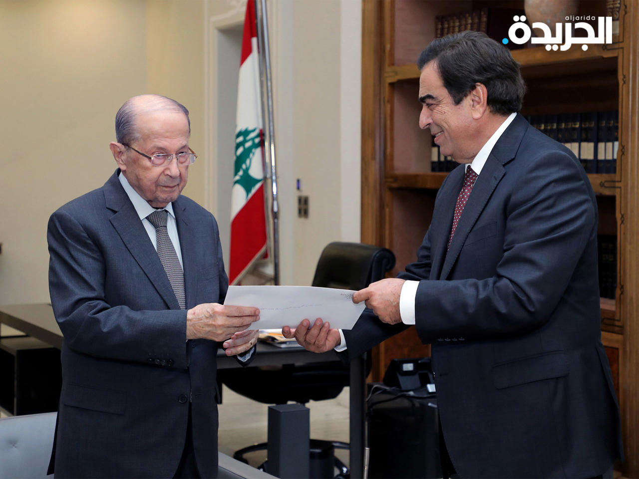 الرئيس اللبناني يستلم استقالة جورج قرداحي