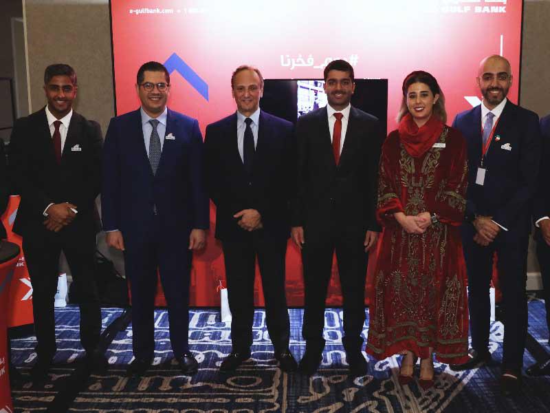 سفير الكويت في الولايات المتحدة الشيخ سالم العبدالله ومحمد القطان وفريق بنك الخليج