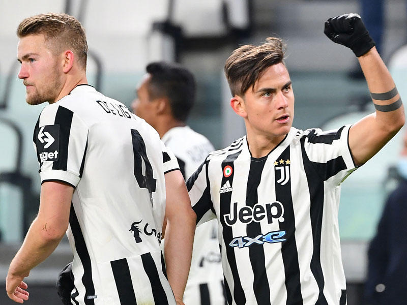 ديبالا نجم يوفنتوس يحتفل بهدفه