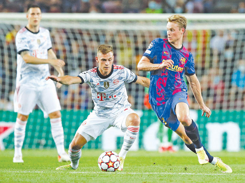 جانب من مباراة الذهاب بين بايرن وبرشلونة