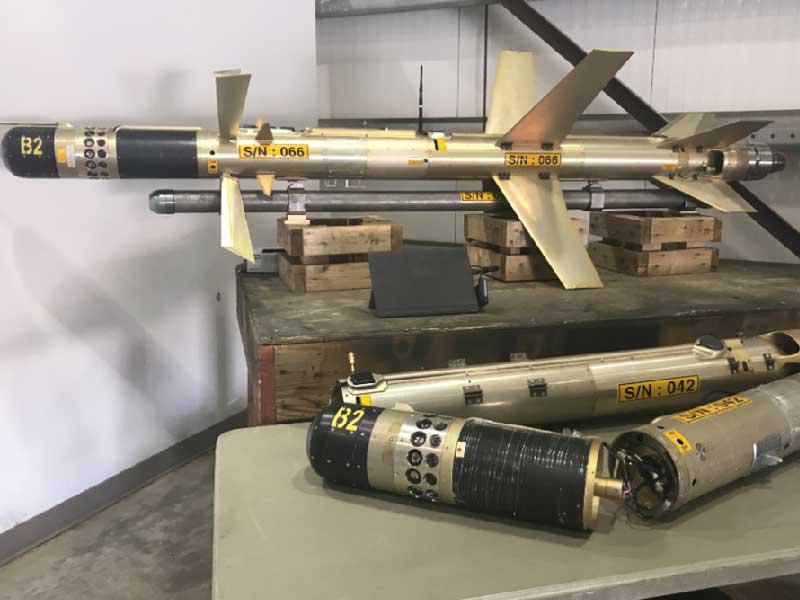 صورة نشرتها «وزارة العدل الأميركية» لبعض الأسلحة الإيرانية التي صادرتها واشنطن في بحر العرب (تويتر)