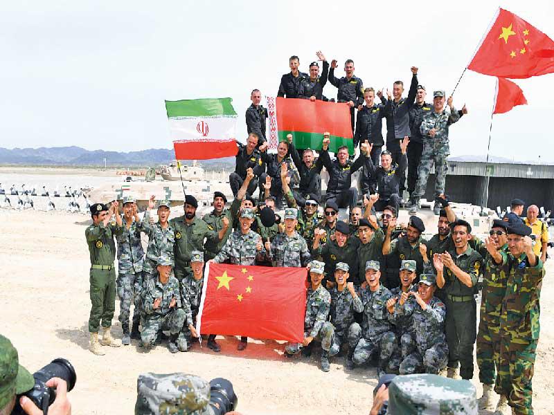 جنود صينيون وإيرانيون خلال مناورات سابقةn