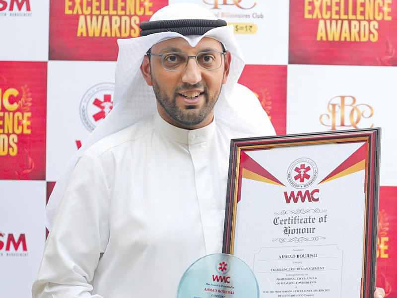  مدير إدارة الموارد البشرية في الشركة أحمد بورسلي