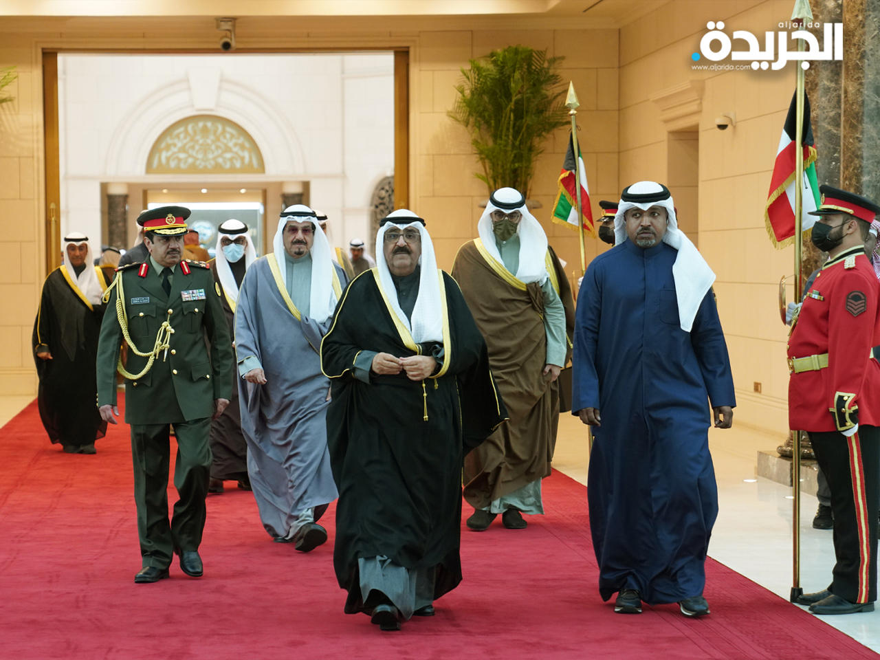 ولي العهد يتوجه للسعودية لترؤس وفد الكويت في القمة الخليجية