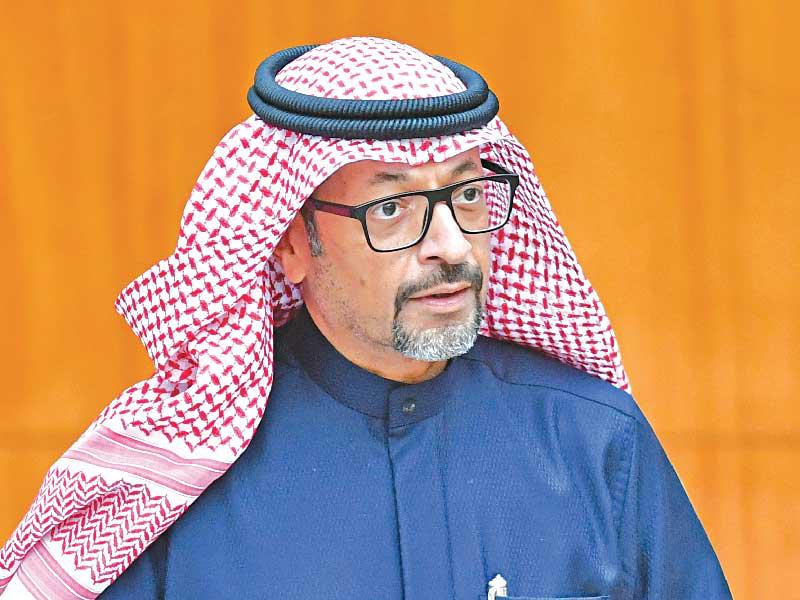 وزير المالية خليفة حمادة 