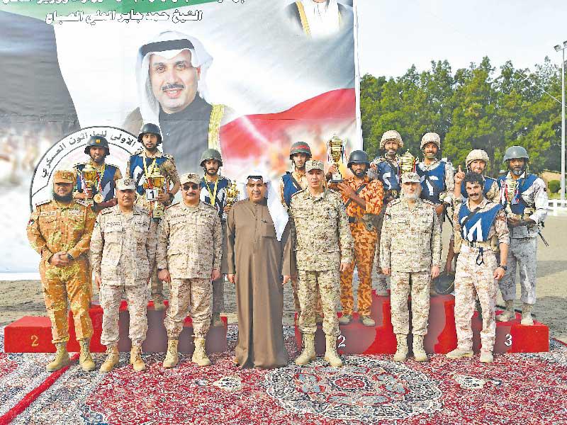 العلي يتوج الفائزين