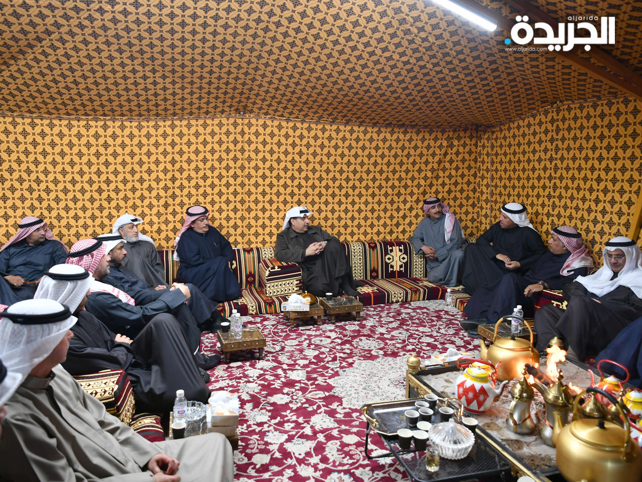 الجابر مجتمعاً مع قيادات الجيش في المنطقة الشمالية