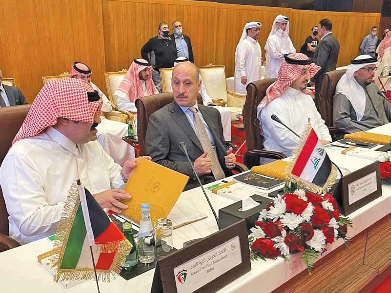 أحمد اليوسف ونظيره العراقي في الاجتماع