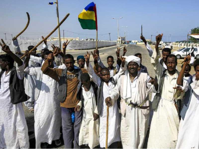 مطالبات بـ «تقرير المصير»