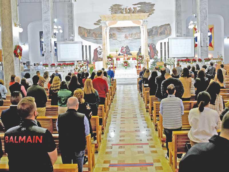 قداس الميلاد في الكنيسة الإنجيلية (تصوير عوض التعمري)