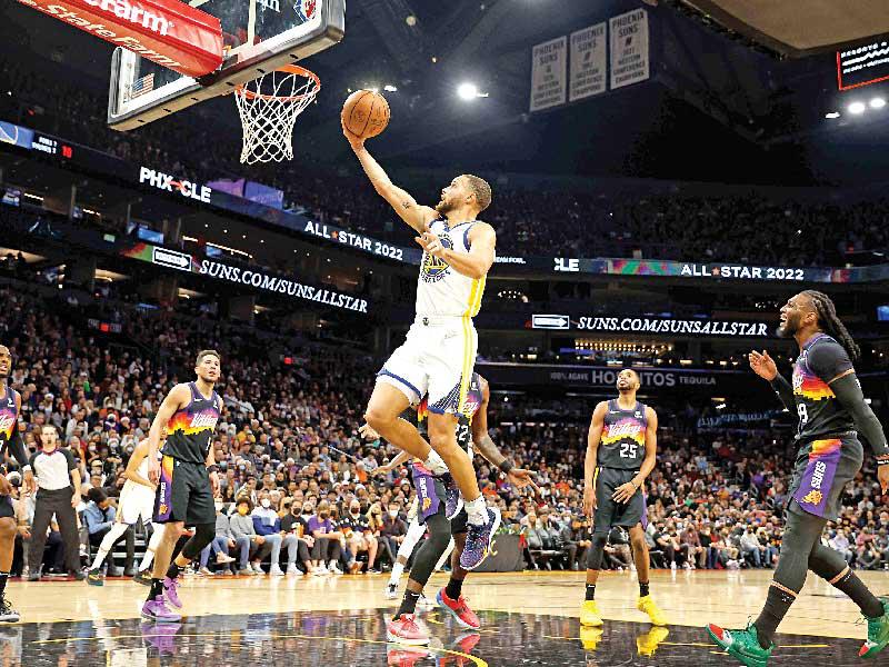 كوري يسجل خلال اللقاء (أ ف ب)