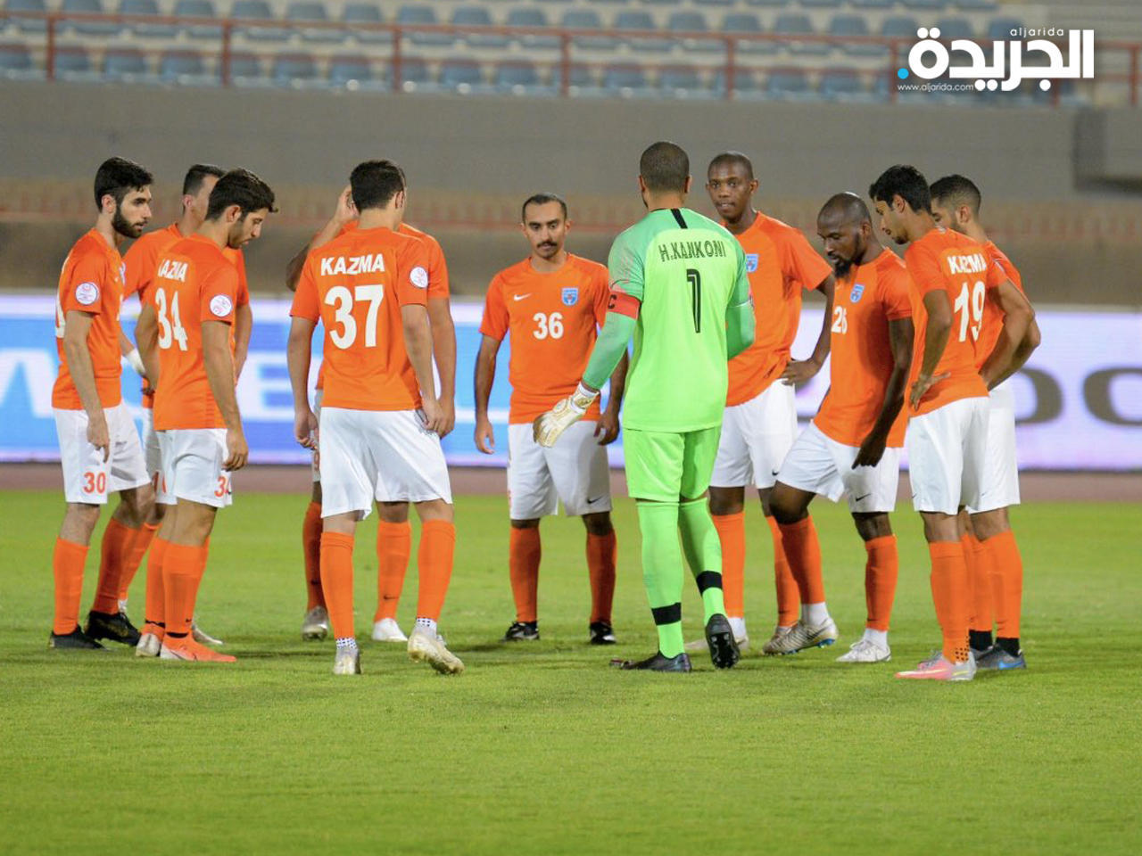 كاظمة حافظ على صدارة الممتاز