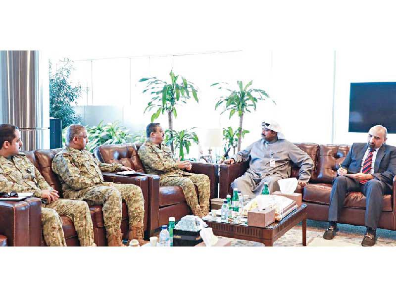 جانب من لقاء «الحرس» و«الطيران المدني»