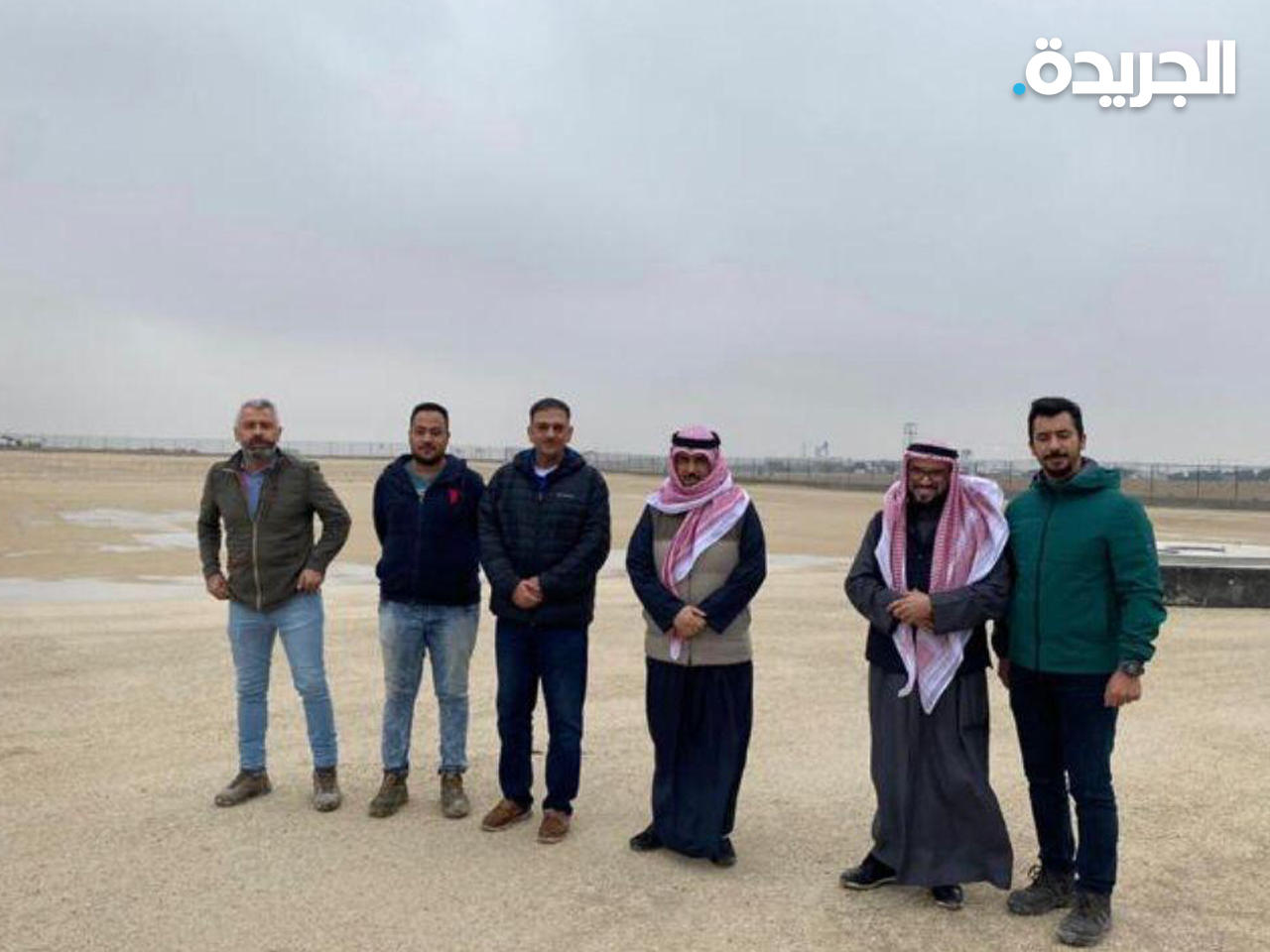 الوزير العرو مع مسؤولين المشروع