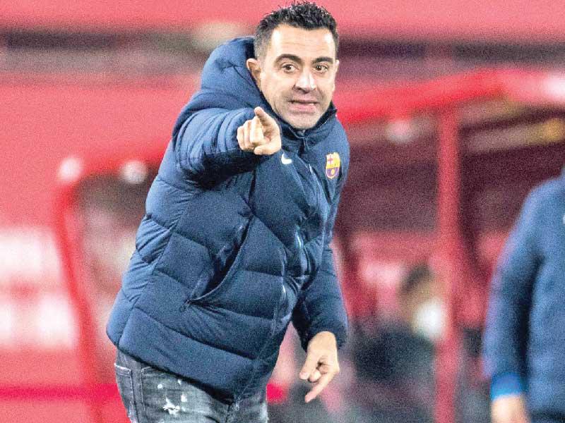 تشافي هيرنانديز مدرب برشلونة