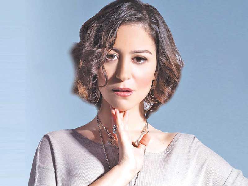 الممثلة منة شلبي