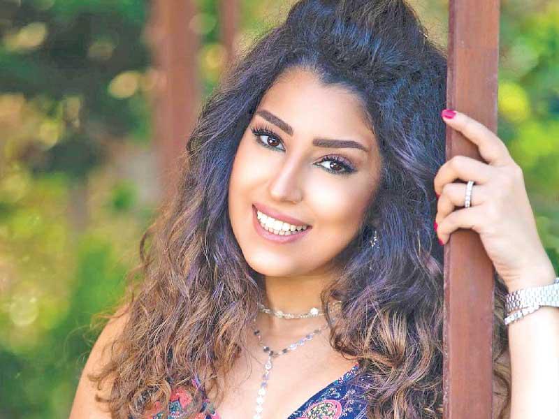 الفنانة أيتن عامر