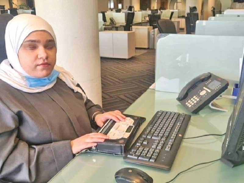 الصحافية الكويتية فاطمة السلمان 