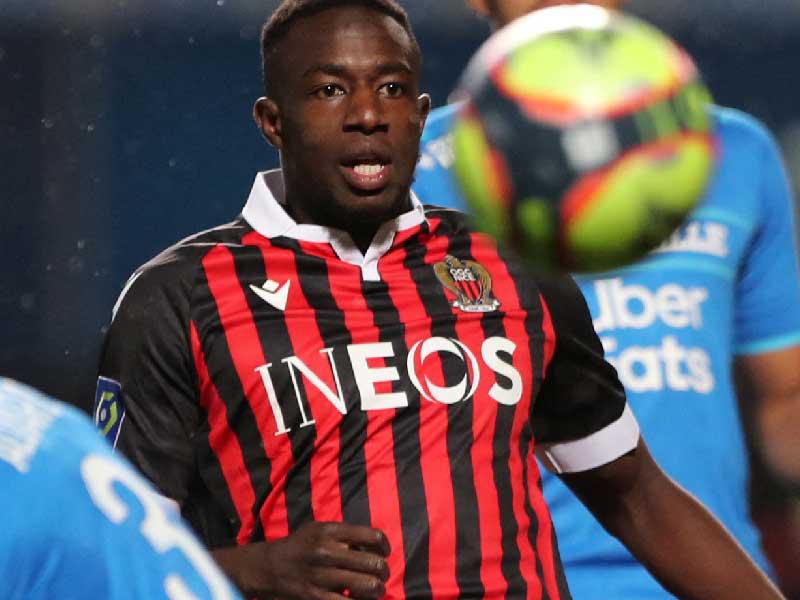 حسن كمارا لاعب منتخب كوت ديفوار 