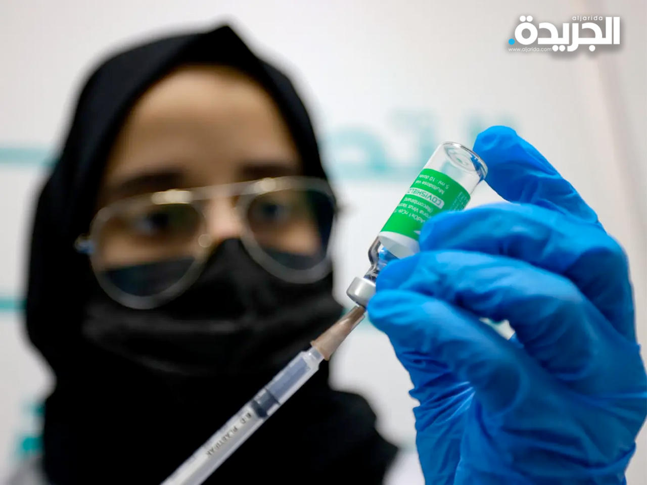 %100 من سكان الإمارات تلقوا جرعة من لقاحات كورونا