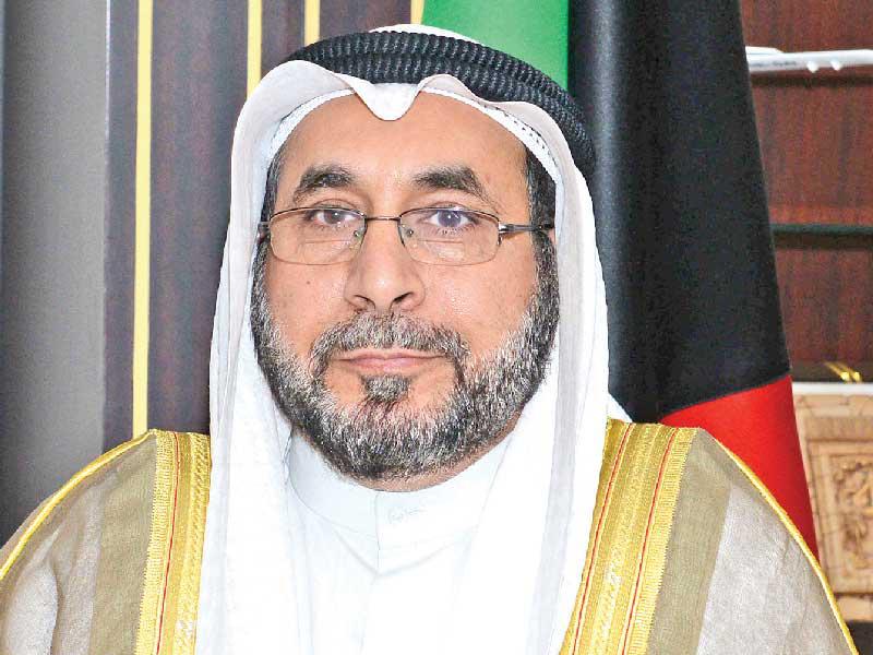 مدير إدارة الطيران المدني يوسف الفوزان