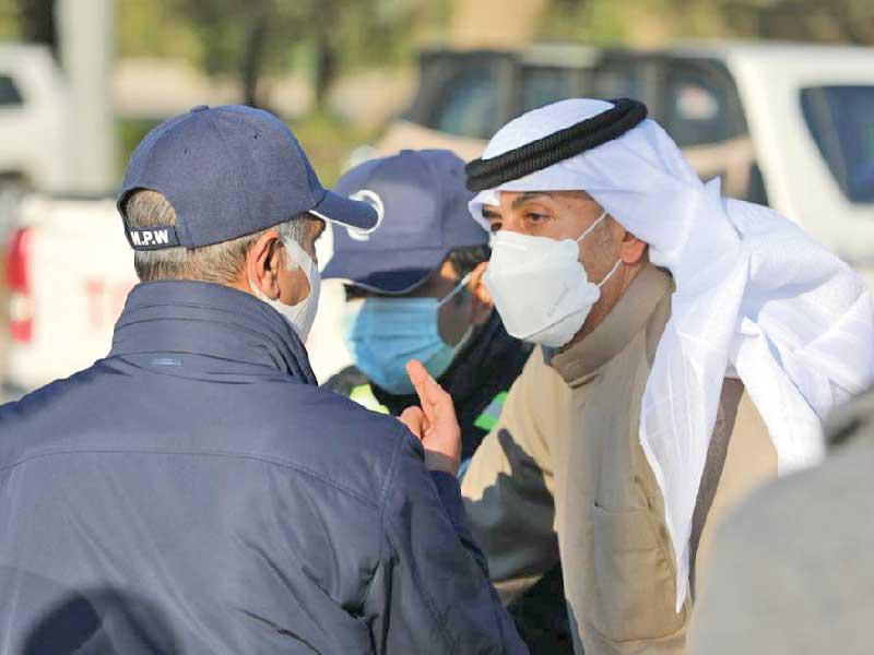 وزير الأشغال العامة وزير الدولة لشؤون الشباب علي الموسى خلال الجولة