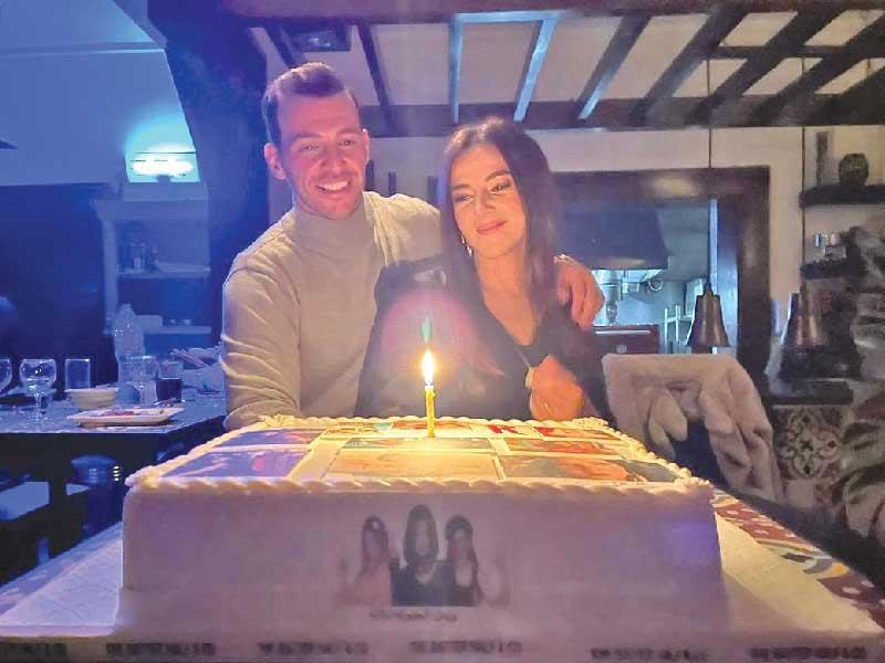 الإعلامي رامي رضوان زوجته الفنانة دنيا سمير غانم