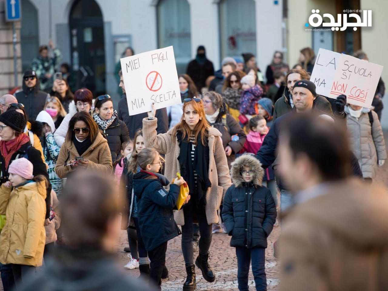 متظاهرون ضد عودة الدراسة في إيطاليا