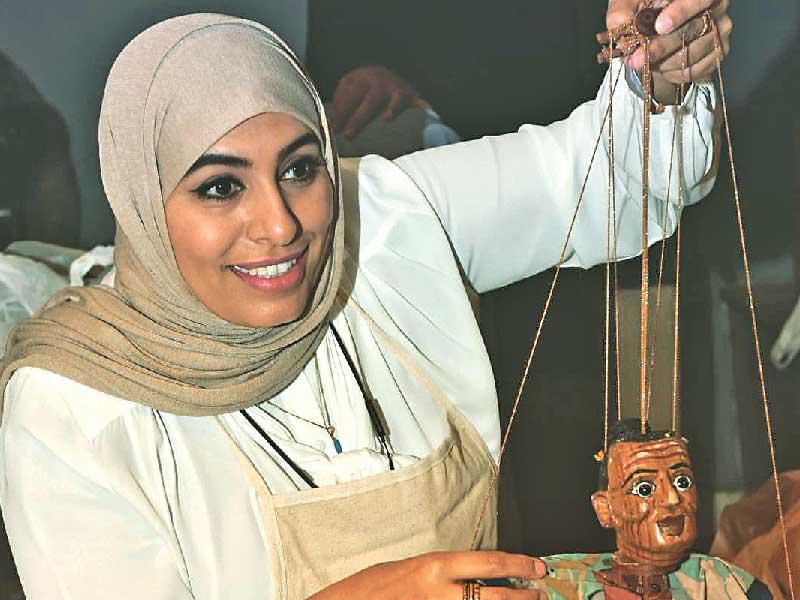 د. خلود الرشيدي، الأستاذ المساعد بقسم الديكور ورئيس قسم الديكور المسرحي بالمعهد العالي للفنون المسرحية